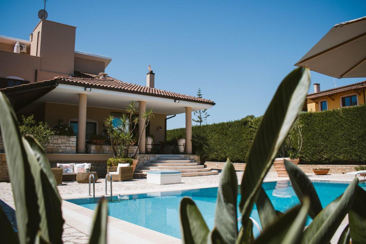Villa Pietra Bianca - Luxury Stay In Puglia 트라니 외부 사진