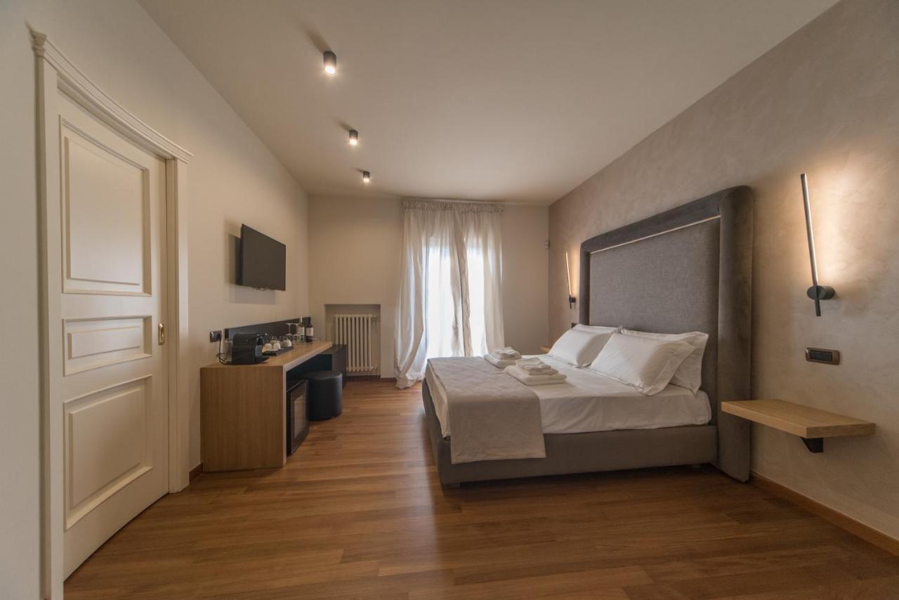 Villa Pietra Bianca - Luxury Stay In Puglia 트라니 외부 사진